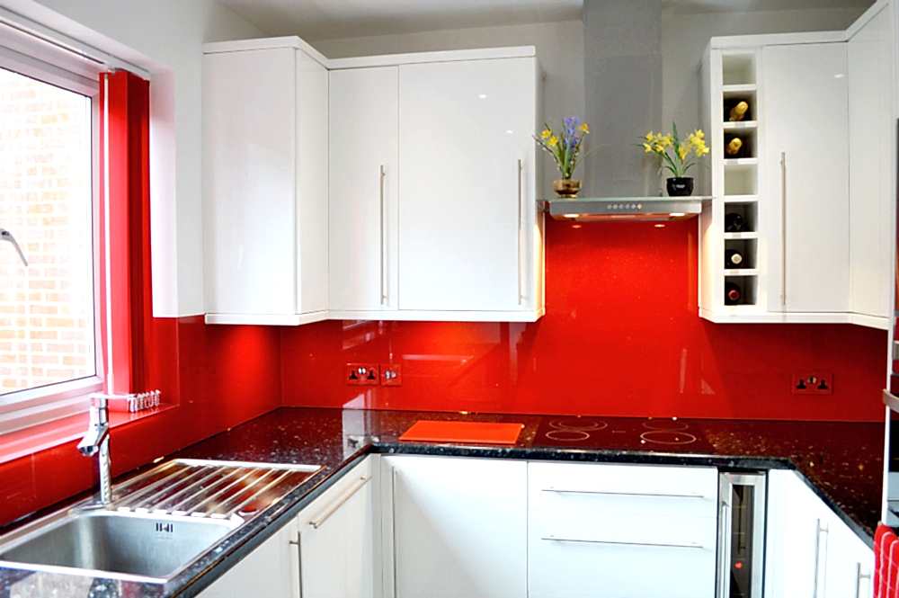 0008-Signal-Red-Splashback-2
